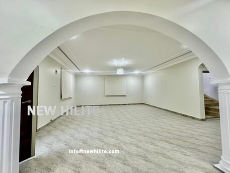 Kuwait City, Villas, KWD 2100,  500 SQM Fully Renovated Villa For Rent In Salwa