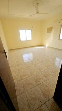 Salmaniya, Apartments/Houses, BHD 200/month,  2 BR,  2 Bedroom Unfurnished Flat For Rent Without Ewa