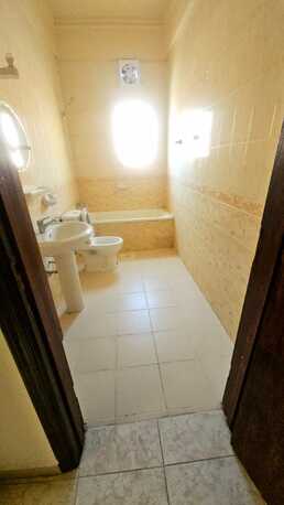 Salmaniya, Apartments/Houses, BHD 200/month,  2 BR,  2 Bedroom Unfurnished Flat For Rent Without Ewa