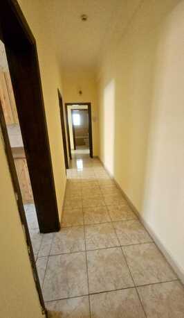 Salmaniya, Apartments/Houses, BHD 200/month,  2 BR,  2 Bedroom Unfurnished Flat For Rent Without Ewa