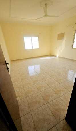 Salmaniya, Apartments/Houses, BHD 200/month,  2 BR,  2 Bedroom Unfurnished Flat For Rent Without Ewa