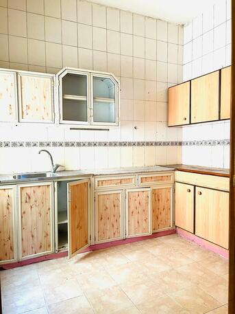 Hoora, Apartments/Houses, BHD 170/month,  1 BR,  SEMI FURNISHED 1 BHK FLAT FOR RENT WITH EWA