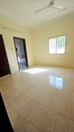Salmaniya, Apartments/Houses, BHD 250/month,  3 BR,  3 Bedroom Unfurnished Flat For Rent Without Ewa