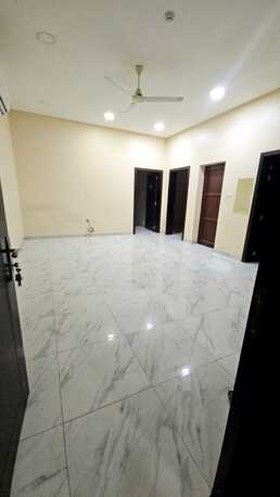 Salmaniya, Apartments/Houses, BHD 260/month,  2 BR,  2 Bedroom Unfurnished Flat For Rent Without Ewa