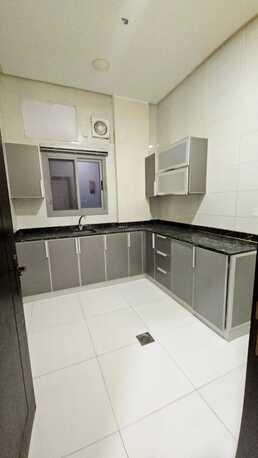 Salmaniya, Apartments/Houses, BHD 260/month,  2 BR,  2 Bedroom Unfurnished Flat For Rent Without Ewa