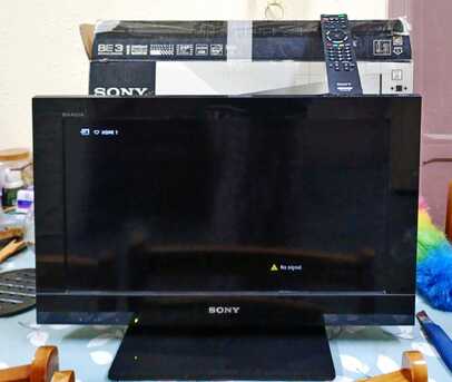 Al Malaz, Electronics, SAR 200,  22" SONY BRAVIA LCD TV + FREE ALFARIS DVD PLAYER