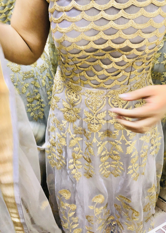 East Riffa, Clothing & Accessories, BHD 15,  Party Wear