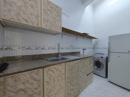 Salmaniya, Apartments/Houses, BHD 250/month,  2 BR,  Salmaniya:- Groundfloor 2Bhk Semifurnished Flat On Rent With Ewa