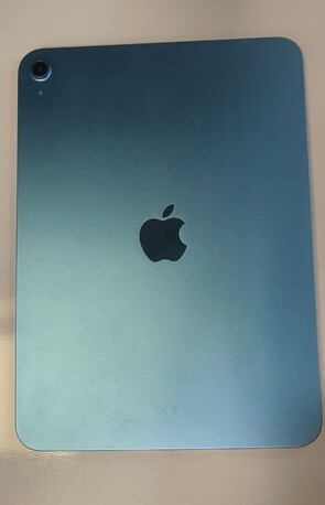 Tuwaiq, Tablet Computers, SAR 1700,  IPad 11th Gen A16 | 1 Month Used | Box + Keyboard + Pencil | Urgent Sale