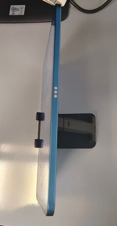 Tuwaiq, Tablet Computers, SAR 1700,  IPad 11th Gen A16 | 1 Month Used | Box + Keyboard + Pencil | Urgent Sale