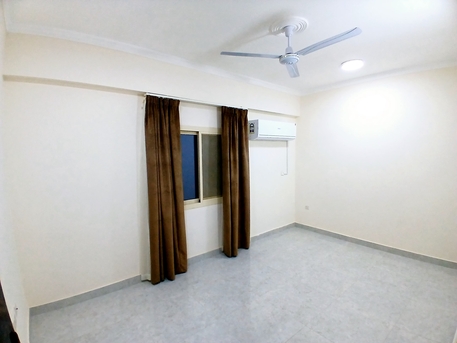 Hidd, Bedspace Available, BHD 180/month,  Flat 1bhk Inclusive Ewa New Hidd Semi Furnished