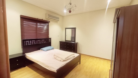 Juffair, Rooms Available, BHD 250/month,  Sharing Room With Bathroom 250 / HK / Internet