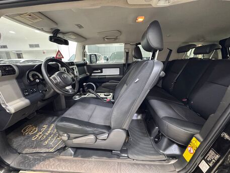 Manama, Vehicles, Cars & Trucks , BHD 6300,  Toyota FJ-Cruiser,  2013,  Automatic,  272800 KM,    (Black)