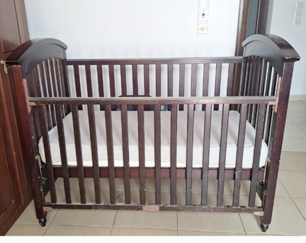 Manama, Baby & Kid Stuff, BHD 20,  Cribs 20bd Each
