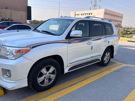 Al Sulaymaniyyah, Vehicles, Cars & Trucks , SAR 140000,  Toyota Land Cruiser GXR,  2015,  Automatic,  201 KM,    For Sale