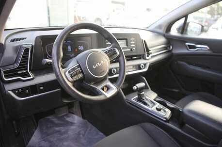 Riyadh, Vehicles, Cars & Trucks , SAR 65000,  Kia Sportage 2023 2.0 (4WD Locking System),  2023,  Automatic,  163000 KM,  Kia Sportage  2.0 (4WD Locking System)