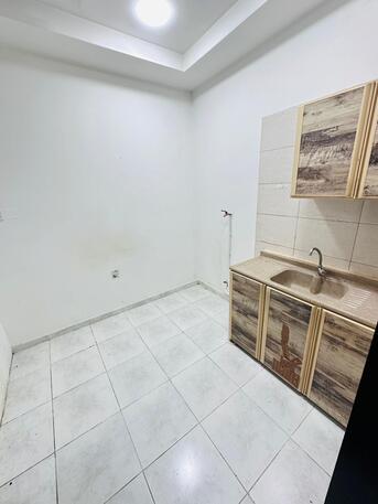 Ras Rumman, Apartments/Houses, BHD 140/month,  1 BR,  Flat For Rent In Rass Rumman With EWA Nearby Al Raja School