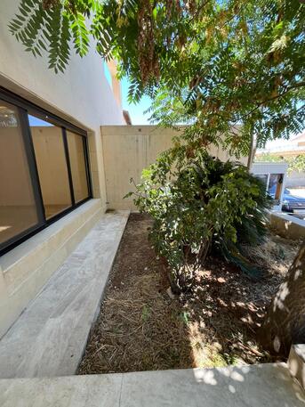 Abdoun, Villas, JOD 37000,  500 Sq. Meter,  Attached Villa For Rent In Abdoun