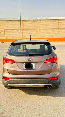 Riyadh, Vehicles, Cars & Trucks , SAR 26000,  Hyundai Santa Fe,  2015,  Automatic,  260000 KM,