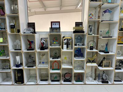 Dubai, Wholesale Products, Crystal Awards | Trophies | Awards | Corporate Giveaways