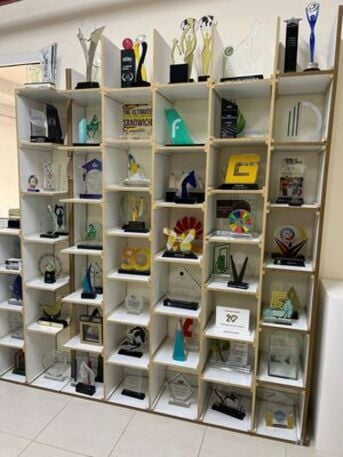 Dubai, Wholesale Products, Crystal Awards | Trophies | Awards | Corporate Giveaways