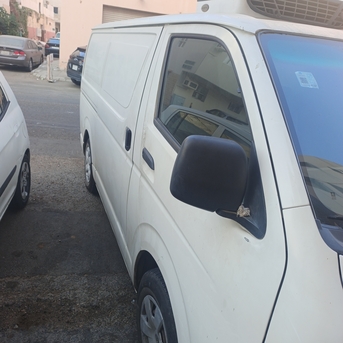 Al Hamra, Vehicles, Cars & Trucks , SAR 43000,  Toyota Hi-Ace,  2011,  Manual,  380000 KM,  Van Sale