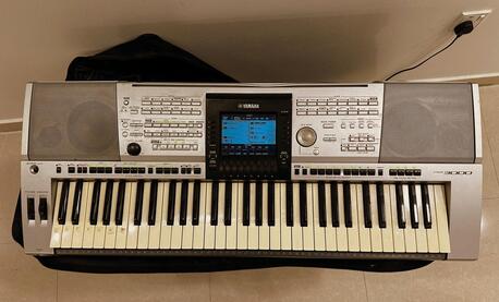 Dammam, Musical Instruments, SAR 950,  Professional Yamaha PSR-3000 Piano