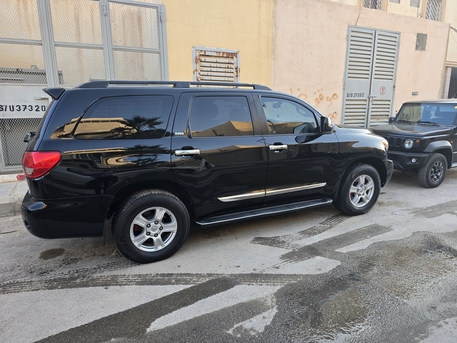 Riyadh, Vehicles, Cars & Trucks , SAR 86500,  Toyota Sequoia,  2013,  Automatic,  140000 KM,   SR5 - 4x4