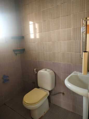 East Riffa, Apartments/Houses, 2 BR,  Flat For Rent In East Riffa (Behind Nesto)