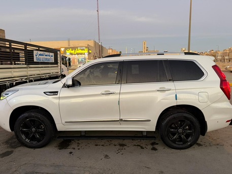 Riyadh, Vehicles, Cars & Trucks , SAR 50000,  Great Wall Haval H9 Full Option (Top Of The Line ),  2021,  Automatic,  209800 KM,  Haval H9 First Owner