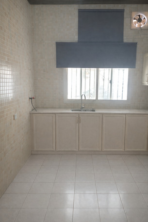 Jidhafs, Apartments/Houses, BHD 150/month,  2 BR,  For Rent: Apartment In Jidhafs, Ain Al-Dar.
