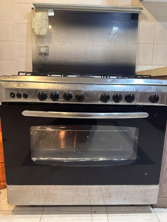 Khobar, Household Items, SAR 350,  For Sale: Crown 5-Burner Cooking Range With Baking Oven