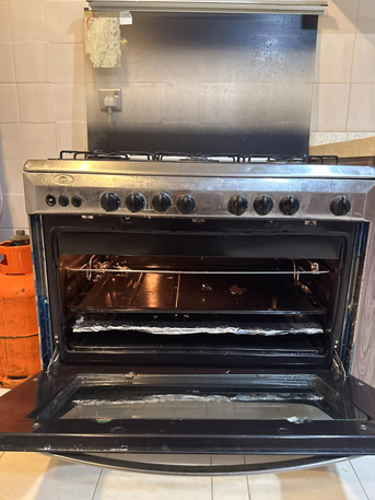 Khobar, Household Items, SAR 350,  For Sale: Crown 5-Burner Cooking Range With Baking Oven
