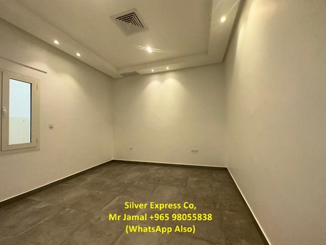 Mubarak Al-Kabeer, Apartments/Houses, KWD 750/month,  4 BR,  200 Sq. Meter,  Spacious 4 Bedroom Floor For Rent In Abu Fatira.