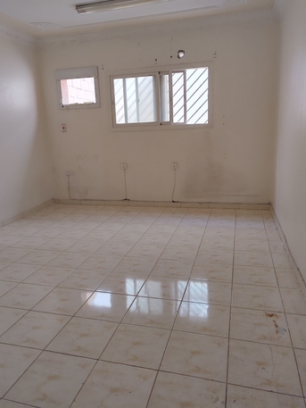 Riyadh, Apartments/Houses, SAR 1000/month,  1 BR,  1 Separate Room Available With Separate Bathroom In 3 BHK In RABWA