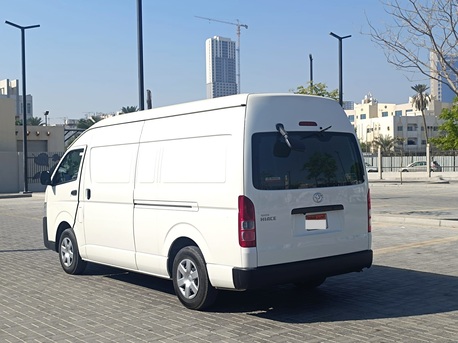 Riffa, Vehicles, Cars & Trucks , BHD 8000,  TOYOTA HIACE,  2023,  Manual,  128000 KM,  HIACE HIGHROOF