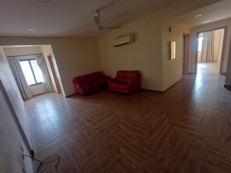 Salmaniya, Apartments/Houses, BHD 250/month,  Furnished,  2 BR,  BHD:-250/month SEMI FURNISHED 2 BHK APARTMENT FOR RENT IN SALMANIYA -: MUNEEB 