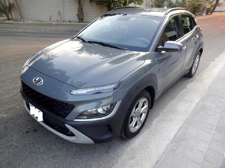 Zinj, Vehicles, Cars & Trucks , BHD 11,  Hyundai Kona,  2022,  Automatic,  72000 KM,  Agency Maintained, Compact SUV - Urgent Sale, Expat Leaving Bahrain