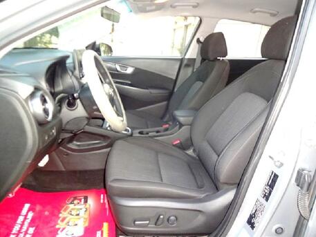 Zinj, Vehicles, Cars & Trucks , BHD 11,  Hyundai Kona,  2022,  Automatic,  72000 KM,  Agency Maintained, Compact SUV - Urgent Sale, Expat Leaving Bahrain