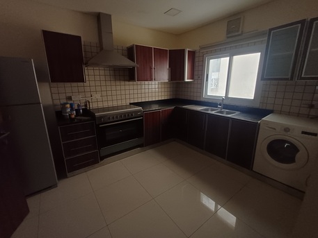 Salmaniya, Apartments/Houses, BHD 300/month,  Furnished,  3 BR,  BHD:-300/month SEMI FURNISHED 3 BHK APARTMENT FOR RENT IN SALMANIYA -: MUNEEB *35041493