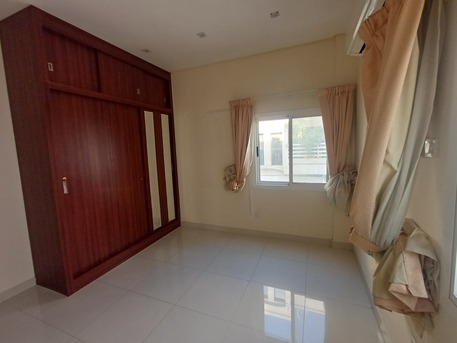 Salmaniya, Apartments/Houses, BHD 300/month,  Furnished,  3 BR,  BHD:-300/month SEMI FURNISHED 3 BHK APARTMENT FOR RENT IN SALMANIYA -: MUNEEB *35041493