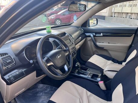 Khobar, Vehicle Lease Transfer, SAR 22000,  Kia Sorento 2014 Family Used Car, Fully Automatic