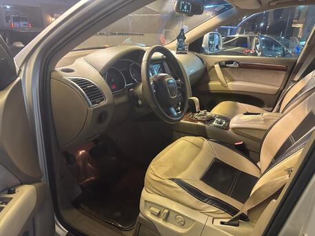 Jeddah, Vehicles, Cars & Trucks , SAR 23500,  Audi Q7 Quatro,  2009,  Automatic,  212000 KM,