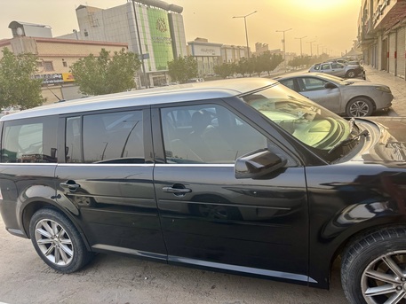Riyadh, Vehicles, Cars & Trucks , SAR 30000,  Ford Flex,  2014,  Automatic,  265000 KM,   Sle  Black For Urgent Sale