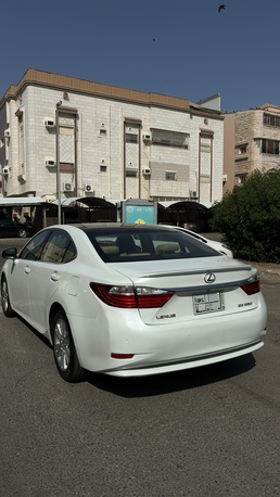 Jeddah, Vehicles, Cars & Trucks , SAR 51,  Lexus ES 350,  2013,  Automatic,  208000 KM,  Lexus ES350  For Sale