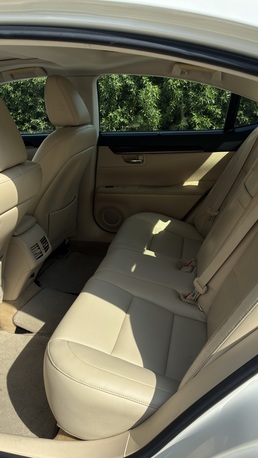 Jeddah, Vehicles, Cars & Trucks , SAR 51,  Lexus ES 350,  2013,  Automatic,  208000 KM,  Lexus ES350  For Sale