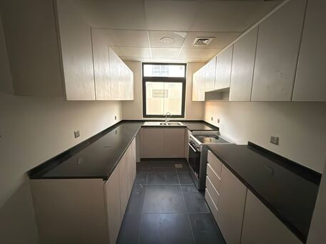 Dubai, Villas, AED 110000,  2100 Sq. Feet,  R2EM ( 3+Maid) L Shape Garden B2B Available For Rent