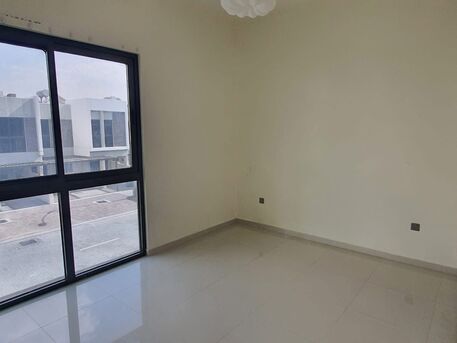 Dubai, Villas, AED 110000,  2100 Sq. Feet,  R2EM ( 3+Maid) L Shape Garden B2B Available For Rent