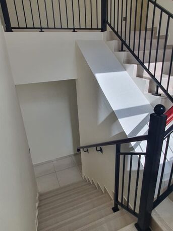 Dubai, Villas, AED 110000,  2100 Sq. Feet,  R2EM ( 3+Maid) L Shape Garden B2B Available For Rent