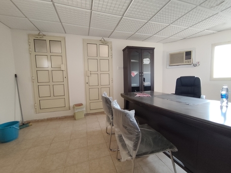 Manama, Offices, BHD 140,  Khamis:- 1Bhk Furnished Office On Rent